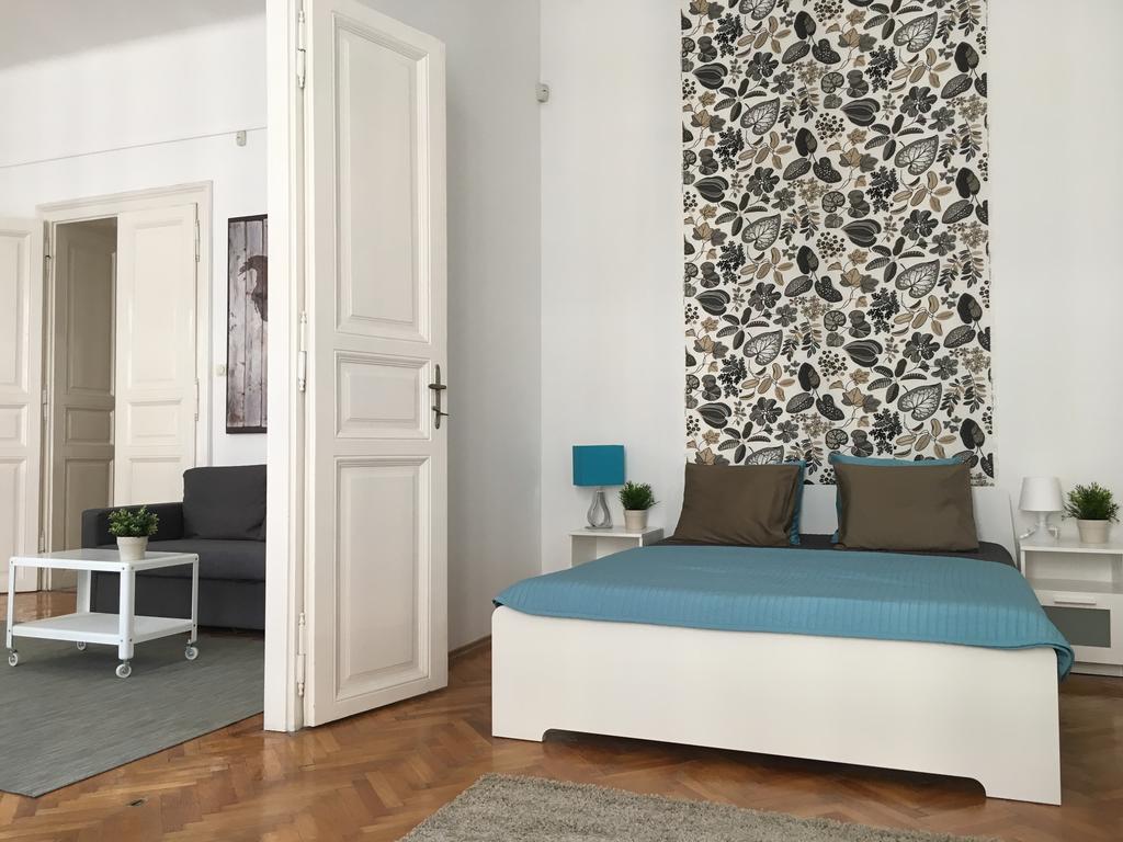 Budget Apartment by Hi5-Rákoczi 24 Budapest Exterior foto