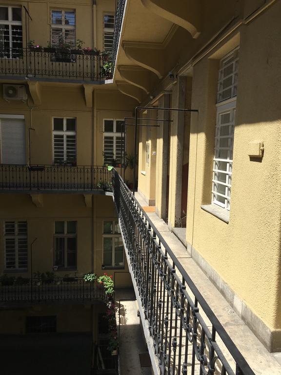 Budget Apartment by Hi5-Rákoczi 24 Budapest Exterior foto