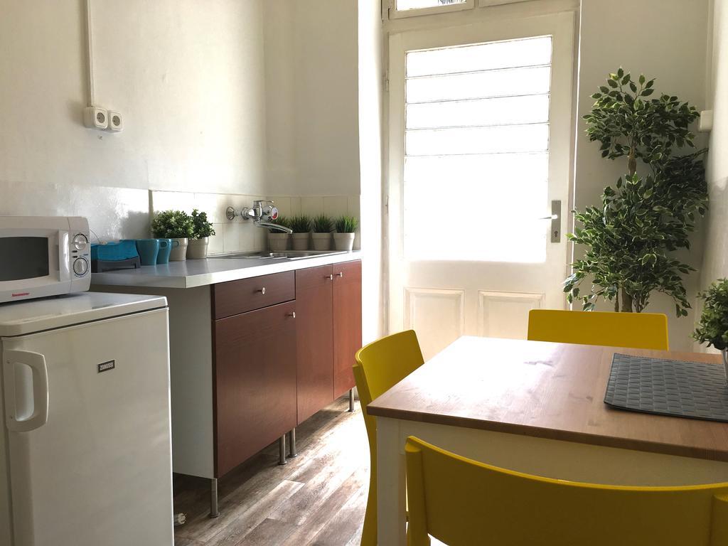 Budget Apartment by Hi5-Rákoczi 24 Budapest Exterior foto