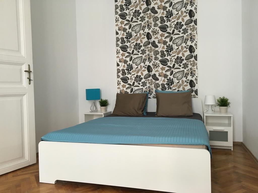 Budget Apartment by Hi5-Rákoczi 24 Budapest Exterior foto